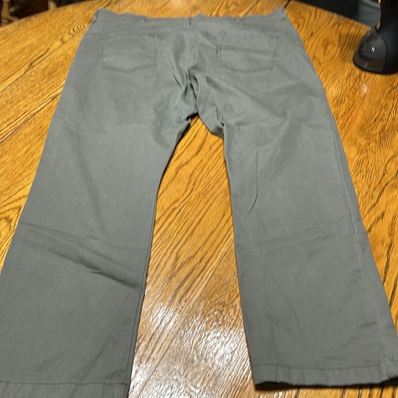 Wrangler brand light gray flat front pants. Size 42x29.  Excellent condition. - Picture 5 of 6